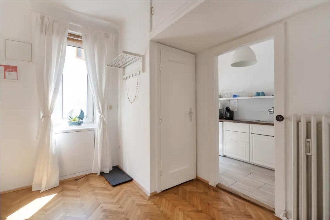 City Center Operastreet Apartment "Italy" فيينا المظهر الخارجي الصورة